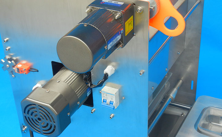 快餐飯盒一出二雙盒電動封口機 快餐飯盒一出二雙盒電動封口機