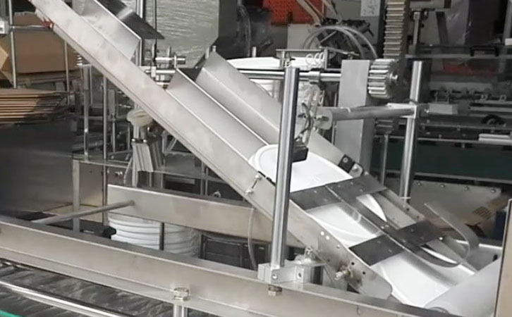 塑料桶壓蓋機下蓋機構